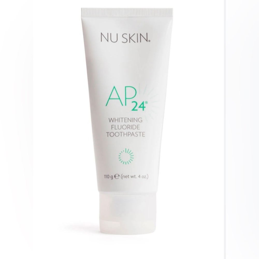 Fluoride whitening toothpaste by NuSkin
